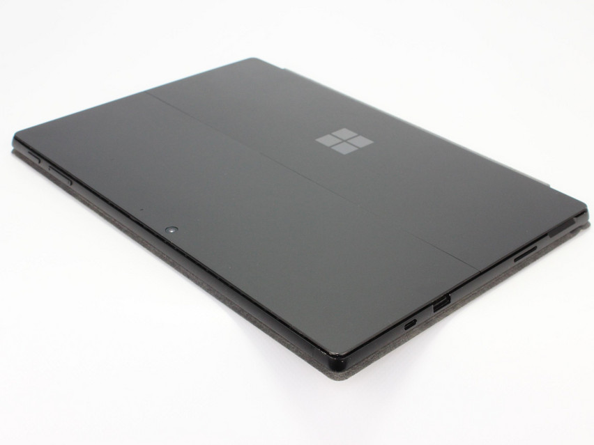 Refurbished Microsoft Surface Pro 7+ (1960), i5-1135G7, 8 GB,LPDDR4, 12,3" ins., 2736x1824 px, SSD, 256 GB Produktcode: 16023890 ESA-Tech Bild 7 von 11" title="Microsoft Surface Pro 7+ (1960) - 499 €, Produktcode: 16023890 - Bild 7 von 11