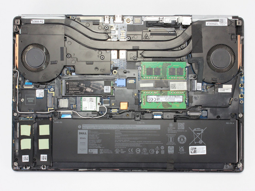 Refurbished Dell Precision 7560, I7-11850H, 64 GB,DDR4, 15,6" ins., 1920x1080 px, SSD, 1 TB Produktcode: 10013851 ESA-Tech Bild 13 von 13" title="Dell Precision 7560 - 899 €, Produktcode: 10013851 - Bild 13 von 13