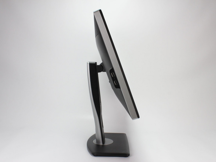 Refurbished Dell UltraSharp U2412M 24,0" ins., 1920x1200 px, Produktcode: 10034146 ESA-Tech Bild 3 von 8" title="Dell UltraSharp U2412M - 109 €, Produktcode: 10034146 - Bild 3 von 8