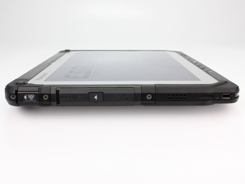 Refurbished Panasonic TOUGHBOOK CF-20 MK2, i5-7Y57, 8 GB,LPDDR3, 10,1" ins., 1920x1200 px, SSD, 256 GB Product code: 15022574 ESA-Tech Image 3 of 8" title="Panasonic TOUGHBOOK CF-20 MK2 - 249 €, Product code: 15022574 - Image 3 of 8