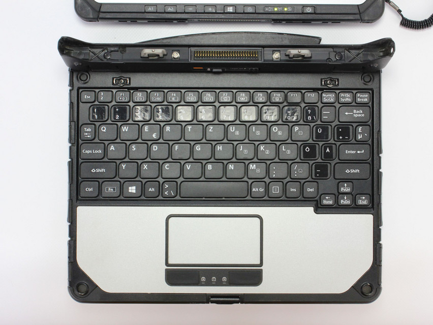 Refurbished Panasonic TOUGHBOOK CF-20 MK2, i5-7Y57, 8 GB,LPDDR3, 10,1" ins., 1920x1200 px, SSD, 256 GB Produktcode: 15023940 ESA-Tech Bild 2 von 17" title="Panasonic TOUGHBOOK CF-20 MK2 - 499 €, Produktcode: 15023940 - Bild 2 von 17