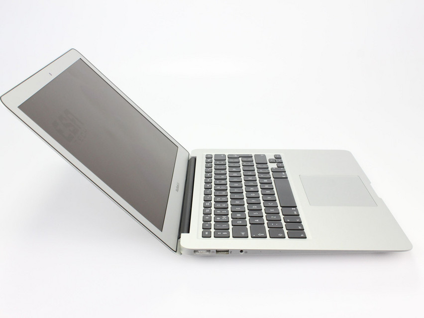 Refurbished Apple MacBook Air 7,2 A1466 (2017), i5-5350U, 8 GB,DDR3, 13,3" ins., 1440x900 px, SSD, 256 GB Produktcode: 12014141 ESA-Tech Bild 4 von 11" title="Apple MacBook Air 7,2 A1466 (2017) - 189 €, Produktcode: 12014141 - Bild 4 von 11