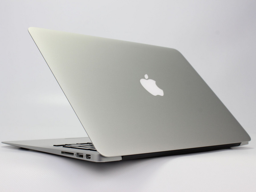 Refurbished Apple MacBook Air 7,2 A1466 (2017), i5-5350U, 8 GB,DDR3, 13,3" ins., 1440x900 px, SSD, 256 GB Produktcode: 12014141 ESA-Tech Bild 6 von 11" title="Apple MacBook Air 7,2 A1466 (2017) - 189 €, Produktcode: 12014141 - Bild 6 von 11