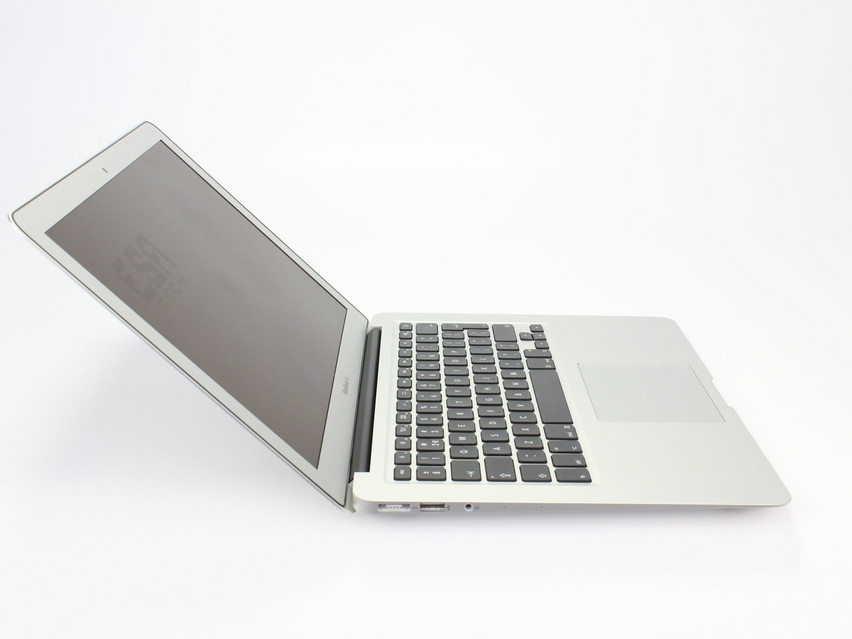 Refurbished Apple MacBook Air 7,2 A1466 (2017), i5-5350U, 8 GB,DDR3, 13,3" ins., 1440x900 px, SSD, 256 GB Produktcode: 12014140 ESA-Tech Bild 3 von 11" title="Apple MacBook Air 7,2 A1466 (2017) - 249 €, Produktcode: 12014140 - Bild 3 von 11