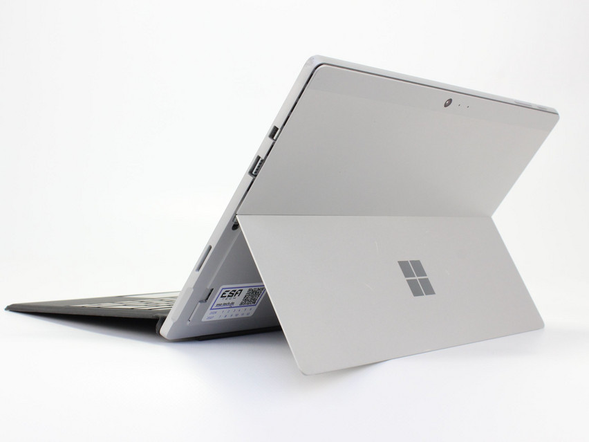 Refurbished Microsoft Surface Pro 5 (1807), i5-7300U, 8 GB,LPDDR3, 12,3" ins., 2736x1824 px, SSD, 256 GB Produktcode: 16023401 ESA-Tech Bild 6 von 12" title="Microsoft Surface Pro 5 (1807) - 199 €, Produktcode: 16023401 - Bild 6 von 12