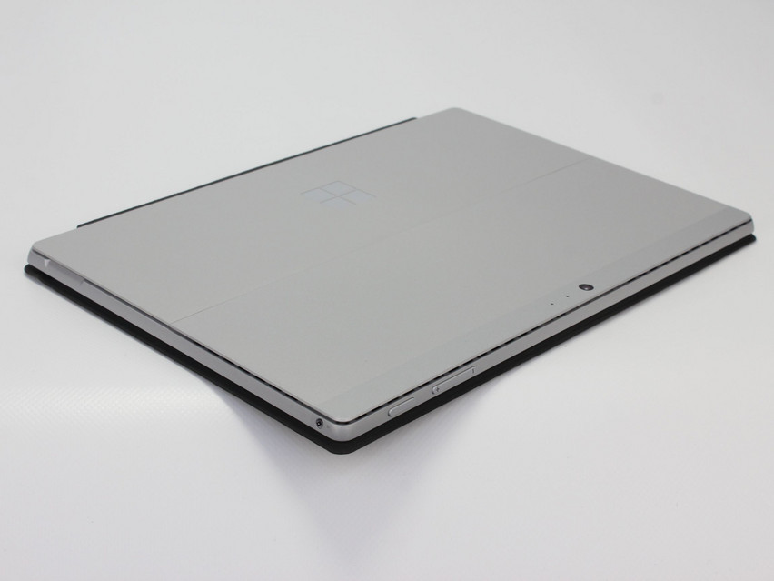 Refurbished Microsoft Surface Pro 5 (1807), i5-7300U, 8 GB,LPDDR3, 12,3" ins., 2736x1824 px, SSD, 256 GB Produktcode: 16023399 ESA-Tech Bild 7 von 10" title="Microsoft Surface Pro 5 (1807) - 249 €, Produktcode: 16023399 - Bild 7 von 10