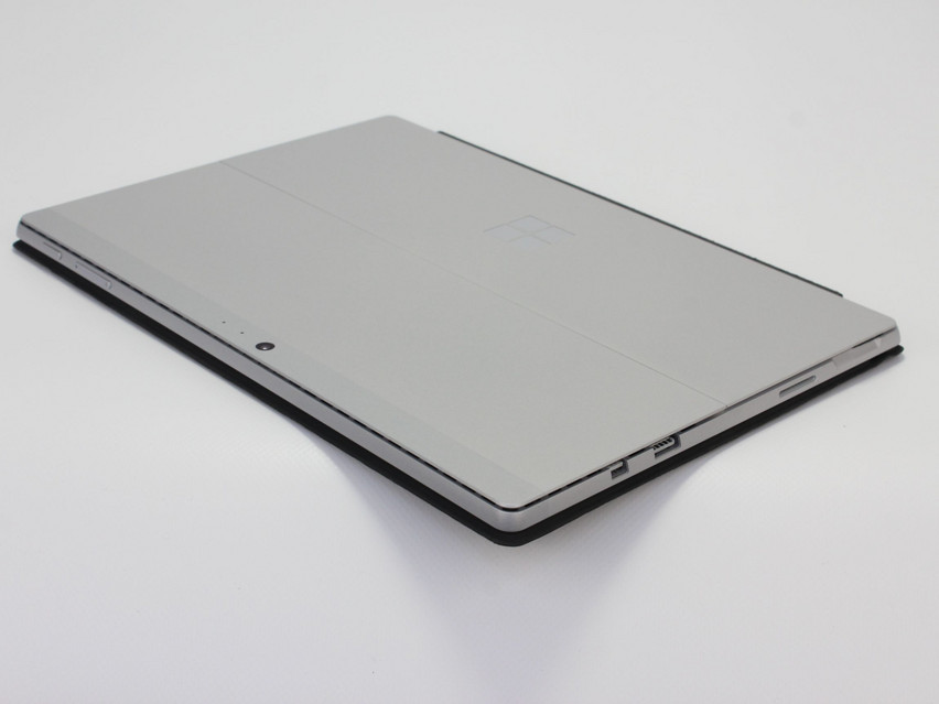 Refurbished Microsoft Surface Pro 5 (1807), i5-7300U, 8 GB,LPDDR3, 12,3" ins., 2736x1824 px, SSD, 256 GB Produktcode: 16023402 ESA-Tech Bild 9 von 12" title="Microsoft Surface Pro 5 (1807) - 249 €, Produktcode: 16023402 - Bild 9 von 12