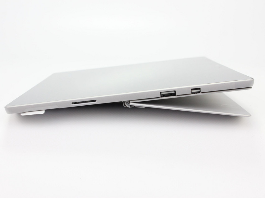 Refurbished Microsoft Surface Pro 5 (1807), i5-7300U, 8 GB,LPDDR3, 12,3" ins., 2736x1824 px, SSD, 256 GB Produktcode: 16023402 ESA-Tech Bild 8 von 12" title="Microsoft Surface Pro 5 (1807) - 249 €, Produktcode: 16023402 - Bild 8 von 12