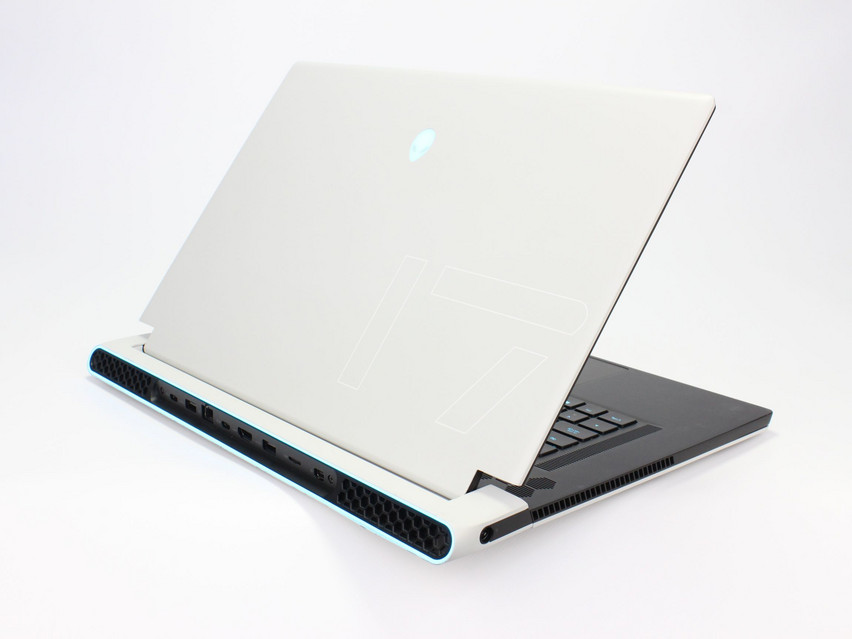 Refurbished Dell Alienware x17 R1, I9-11980HK, 32 GB,DDR4, 17,3" ins., 1920x1080 px, SSD, 1 TB Produktcode: 1001520 ESA-Tech Bild 5 von 12" title="Dell Alienware x17 R1 - 1499 €, Produktcode: 1001520 - Bild 5 von 12