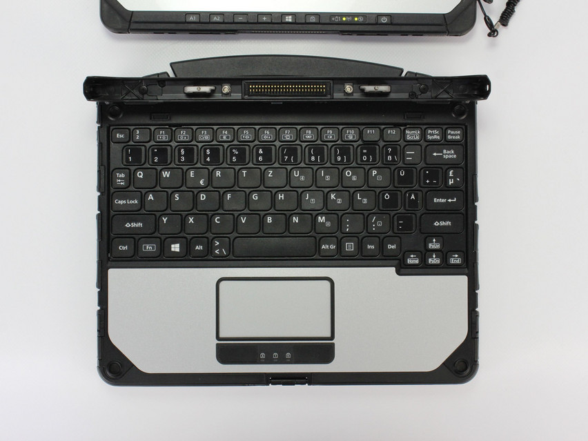 Refurbished Panasonic TOUGHBOOK CF-20 MK2, i5-7Y57, 8 GB,LPDDR3, 10,1" ins., 1920x1200 px, SSD, 256 GB Produktcode: 15023916 ESA-Tech Bild 4 von 16" title="Panasonic TOUGHBOOK CF-20 MK2 - 499 €, Produktcode: 15023916 - Bild 4 von 16