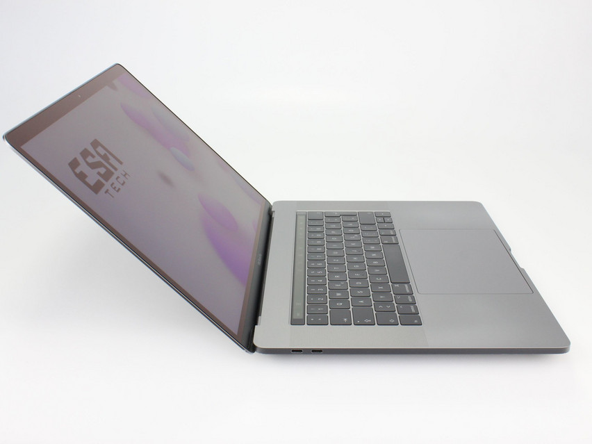 Refurbished Apple MacBook Pro 14,3 A1707 (2017), i7-7920HQ, 16 GB,LPDDR3, 15,4" ins., 2880х1800 px, SSD, 1 TB Produktcode: 12013592 ESA-Tech Bild 3 von 11" title="Apple MacBook Pro 14,3 A1707 (2017) - 399 €, Produktcode: 12013592 - Bild 3 von 11