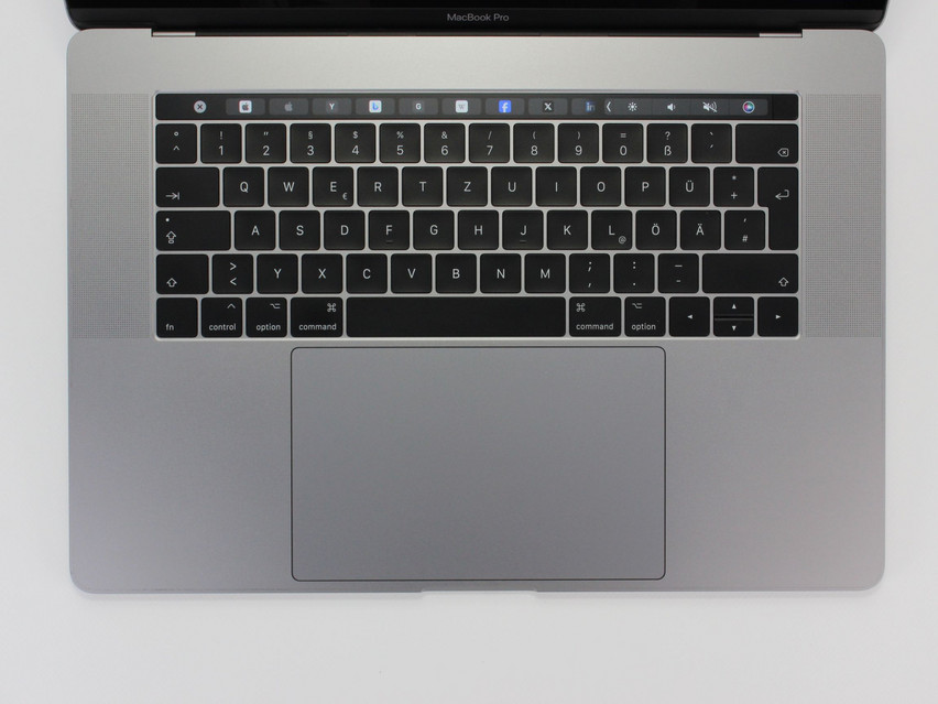Refurbished Apple MacBook Pro 13,3 A1707 (2016), i7-6700HQ, 16 GB,LPDDR3, 15,4" ins., 2880х1800 px, SSD, 512 GB Produktcode: 12013570 ESA-Tech Bild 2 von 11" title="Apple MacBook Pro 13,3 A1707 (2016) - 349 €, Produktcode: 12013570 - Bild 2 von 11