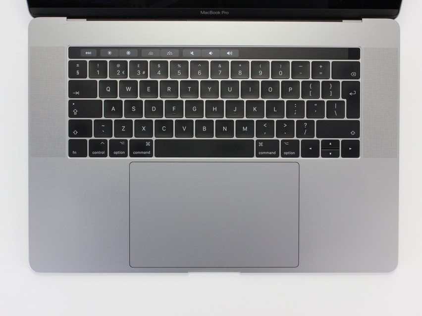 Refurbished Apple MacBook Pro 14,3 A1707 (2017), i7-7820HQ, 16 GB,LPDDR3, 15,4" ins., 2880х1800 px, SSD, 512 GB Produktcode: 12013576 ESA-Tech Bild 2 von 11" title="Apple MacBook Pro 14,3 A1707 (2017) - 379 €, Produktcode: 12013576 - Bild 2 von 11