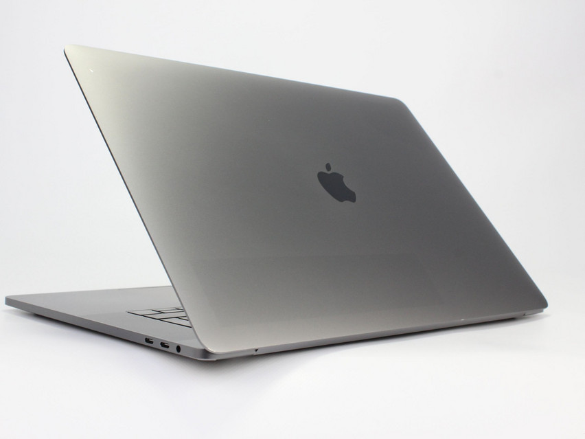 Refurbished Apple MacBook Pro 14,3 A1707 (2017), i7-7820HQ, 16 GB,LPDDR3, 15,4" ins., 2880х1800 px, SSD, 512 GB Produktcode: 12013576 ESA-Tech Bild 6 von 11" title="Apple MacBook Pro 14,3 A1707 (2017) - 379 €, Produktcode: 12013576 - Bild 6 von 11