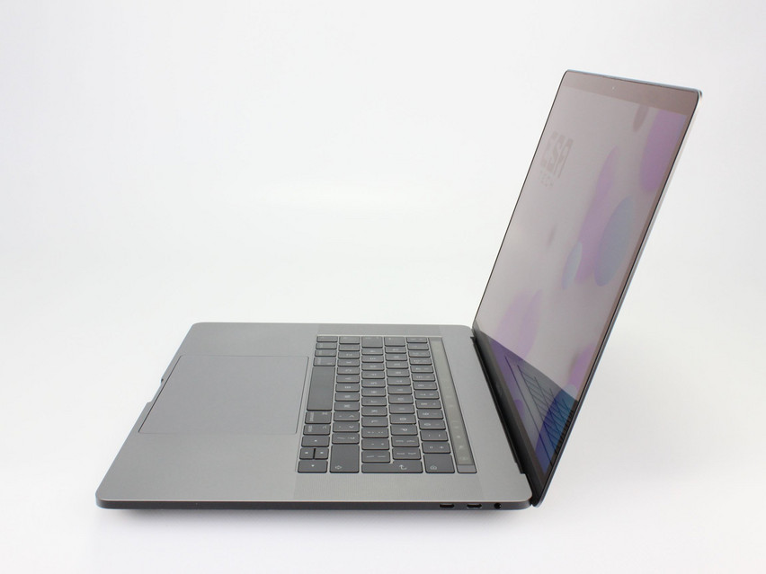 Refurbished Apple MacBook Pro 14,3 A1707 (2017), i7-7820HQ, 16 GB,LPDDR3, 15,4" ins., 2880х1800 px, SSD, 512 GB Produktcode: 12013576 ESA-Tech Bild 4 von 11" title="Apple MacBook Pro 14,3 A1707 (2017) - 379 €, Produktcode: 12013576 - Bild 4 von 11