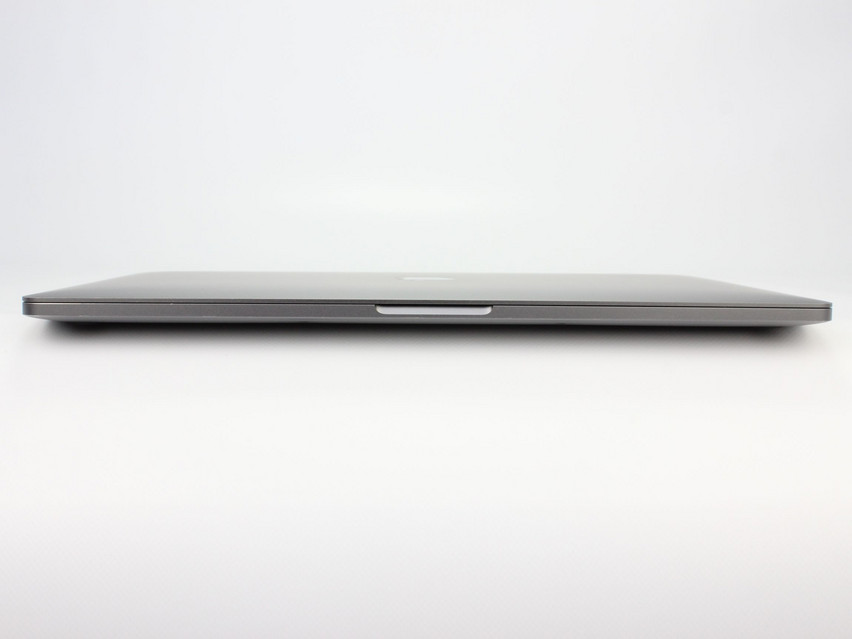 Refurbished Apple MacBook Pro 14,3 A1707 (2017), i7-7820HQ, 16 GB,LPDDR3, 15,4" ins., 2880х1800 px, SSD, 512 GB Produktcode: 12013576 ESA-Tech Bild 9 von 11" title="Apple MacBook Pro 14,3 A1707 (2017) - 379 €, Produktcode: 12013576 - Bild 9 von 11