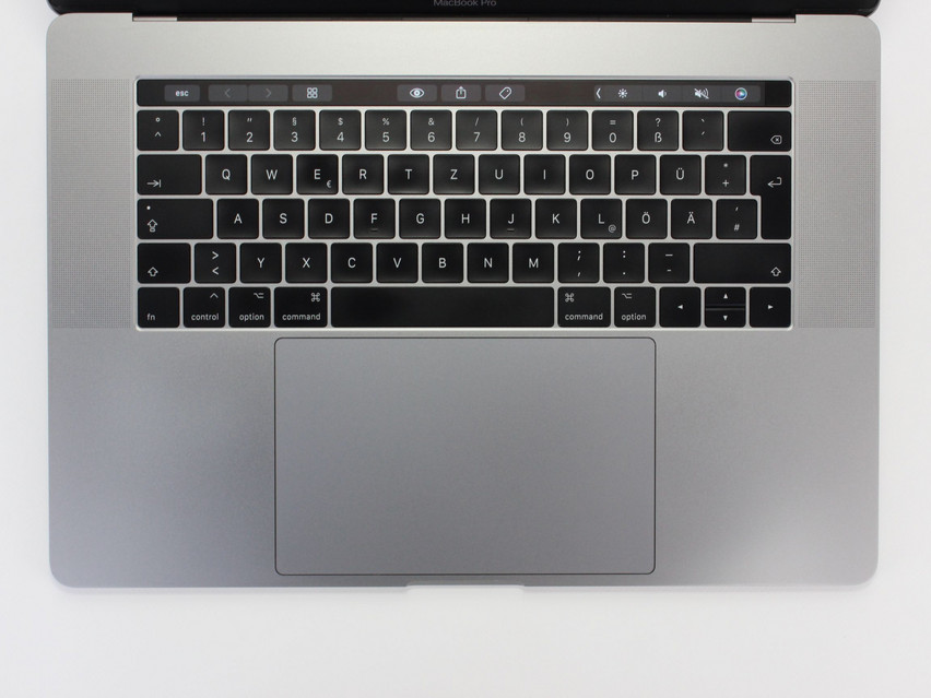 Refurbished Apple MacBook Pro 14,3 A1707 (2017), i7-7700HQ, 16 GB,LPDDR3, 15,4" ins., 2880х1800 px, SSD, 256 GB Product code: 12013582 ESA-Tech Image 2 of 11" title="Apple MacBook Pro 14,3 A1707 (2017) - 339 €, Product code: 12013582 - Image 2 of 11