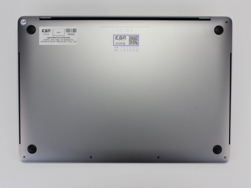 Refurbished Apple MacBook Pro 13,3 A1707 (2016), i7-6700HQ, 16 GB,LPDDR3, 15,4" ins., 2880х1800 px, SSD, 256 GB Produktcode: 12013572 ESA-Tech Bild 11 von 12" title="Apple MacBook Pro 13,3 A1707 (2016) - 199 €, Produktcode: 12013572 - Bild 11 von 12
