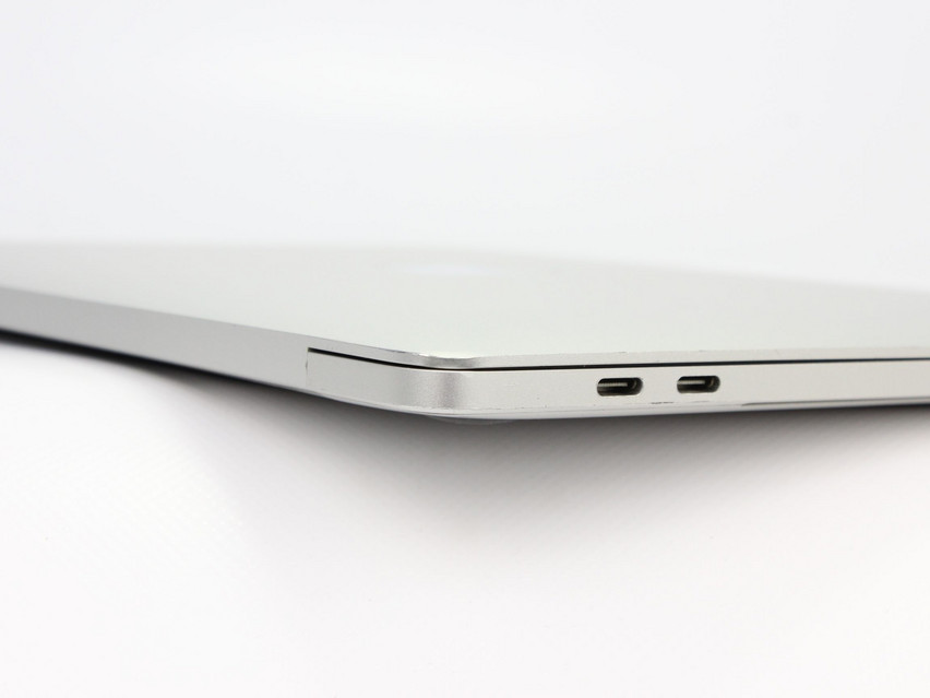 Refurbished Apple MacBook Pro 15,2 A1989 (2018), i7-8559U, 16 GB,LPDDR3, 13,3" ins., 2560x1600 px, SSD, 1 TB Produktcode: 12013075 ESA-Tech Bild 12 von 13" title="Apple MacBook Pro 15,2 A1989 (2018) - 399 €, Produktcode: 12013075 - Bild 12 von 13