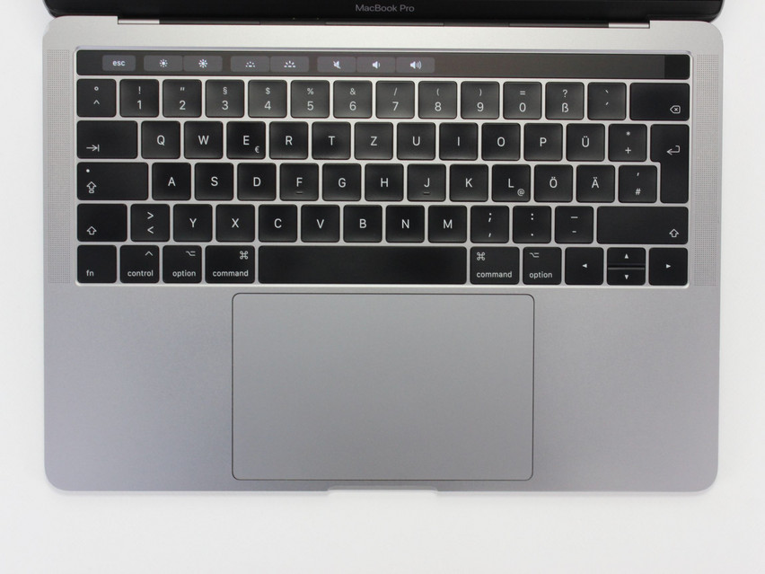 Refurbished Apple MacBook Pro 14,2 A1706 (2017), i5-7267U, 8 GB,LPDDR3, 13,3" ins., 2560x1600 px, SSD, 256 GB Produktcode: 12013505 ESA-Tech Bild 2 von 12" title="Apple MacBook Pro 14,2 A1706 (2017) - 219 €, Produktcode: 12013505 - Bild 2 von 12