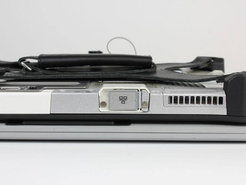 Refurbished Panasonic TOUGHPAD FZ-G1 MK4, i5-6300U, 8 GB,LPDDR3, 10,1" ins., 1920x1200 px, SSD, 256 GB Product code: 15024316 ESA-Tech Image 8 of 11" title="Panasonic TOUGHPAD FZ-G1 MK4 - 499 €, Product code: 15024316 - Image 8 of 11