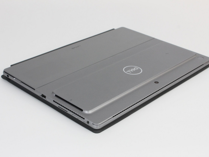Refurbished Dell Latitude 7320 Detachable, i5-1140G7, 16 GB,LPDDR4, 13,0" ins., 1920х1280 px, SSD, 512 GB Produktcode: 10024265 ESA-Tech Bild 10 von 11" title="Dell Latitude 7320 Detachable - 499 €, Produktcode: 10024265 - Bild 10 von 11