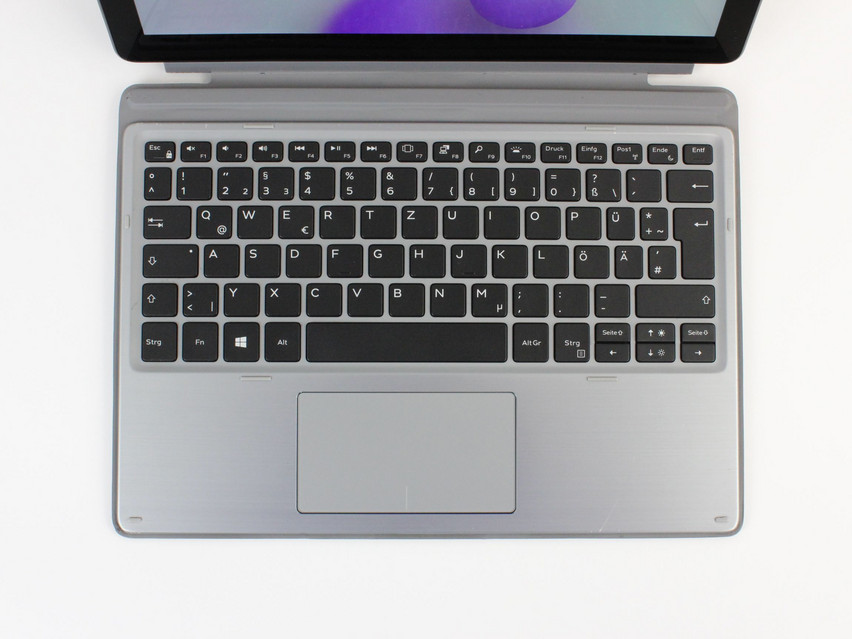 Refurbished Dell Latitude 7210 2-in-1, i5-10310U, 16 GB,LPDDR3, 12,3" ins., 1920х1280 px, SSD, 512 GB Produktcode: 10024269 ESA-Tech Bild 2 von 11" title="Dell Latitude 7210 2-in-1 - 349 €, Produktcode: 10024269 - Bild 2 von 11