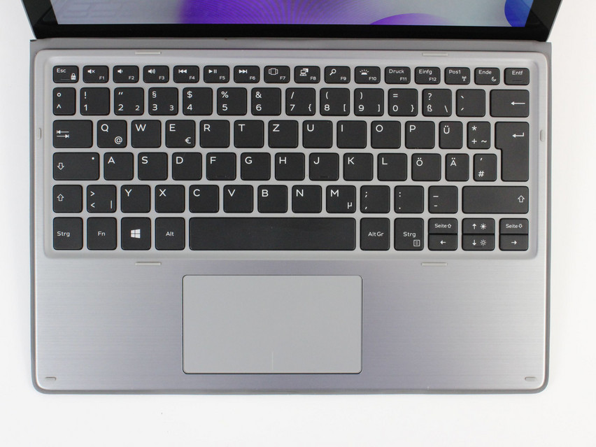 Refurbished Dell Latitude 7200 2-in-1, i5-8265U, 8 GB,LPDDR3, 12,3" ins., 1920х1280 px, SSD, 256 GB Produktcode: 10024272 ESA-Tech Bild 2 von 12" title="Dell Latitude 7200 2-in-1 - 249 €, Produktcode: 10024272 - Bild 2 von 12