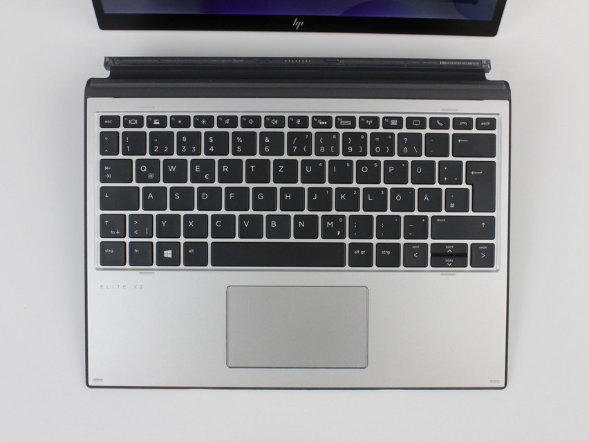 Refurbished HP Elite X2 G4, i5-8265U, 8 GB,LPDDR3, 12,3" ins., 1920х1280 px, SSD, 256 GB Produktcode: 11024285 ESA-Tech Bild 2 von 12" title="HP Elite X2 G4 - 289 €, Produktcode: 11024285 - Bild 2 von 12