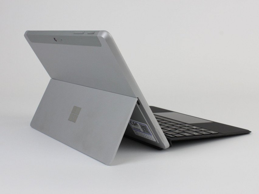 Refurbished Microsoft Surface Go 3 (1926), 6500Y, 4 GB,LPDDR3, 10,5" ins., 1920х1280 px, SSD, 64 GB Produktcode: 16024295 ESA-Tech Bild 5 von 11" title="Microsoft Surface Go 3 (1926) - 229 €, Produktcode: 16024295 - Bild 5 von 11