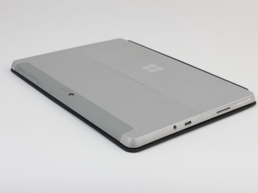 Refurbished Microsoft Surface Go 3 (1926), 6500Y, 4 GB,LPDDR3, 10,5" ins., 1920х1280 px, SSD, 64 GB Produktcode: 16024295 ESA-Tech Bild 9 von 11" title="Microsoft Surface Go 3 (1926) - 229 €, Produktcode: 16024295 - Bild 9 von 11