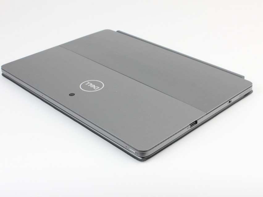 Refurbished Dell Latitude 7210 2-in-1, i5-8265U, 8 GB,LPDDR3, 12,3" ins., 1920х1280 px, SSD, 256 GB Produktcode: 10024273 ESA-Tech Bild 10 von 12" title="Dell Latitude 7210 2-in-1 - 229 €, Produktcode: 10024273 - Bild 10 von 12