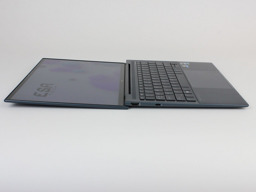 Refurbished HP Elite Dragonfly G3, i5-1235U, 16 GB,LPDDR5, 13,5" ins., 1920х1280 px, SSD, 512 GB Produktcode: 11014215 ESA-Tech Bild 4 von 11" title="HP Elite Dragonfly G3 - 429 €, Produktcode: 11014215 - Bild 4 von 11