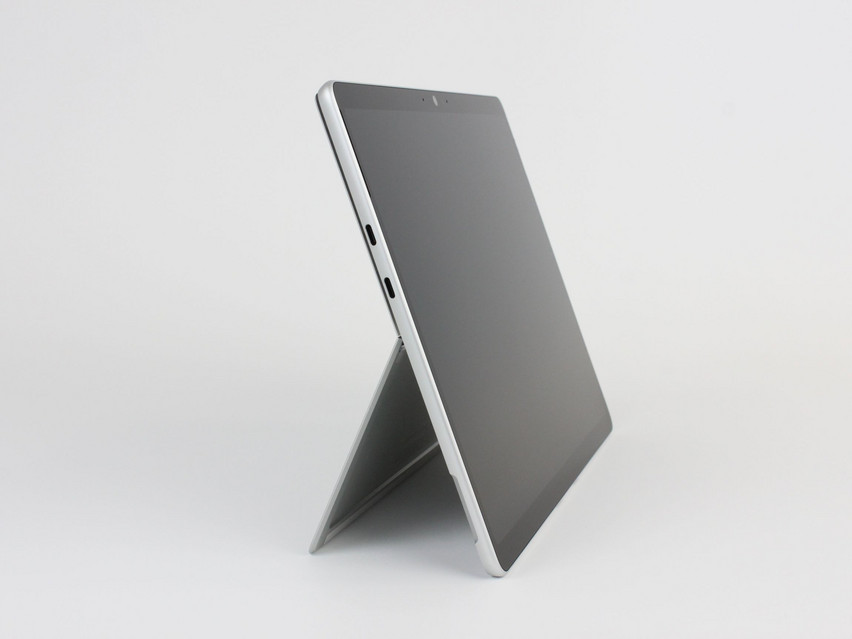 Refurbished Microsoft Surface Pro 10 for Business (2079), 5 135U, 16 GB,LPDDR5X, 13,0" ins., 2880x1920 px, SSD, 256 GB Product code: 16024719 ESA-Tech Image 7 of 12" title="Microsoft Surface Pro 10 for Business (2079) - 929 €, Product code: 16024719 - Image 7 of 12
