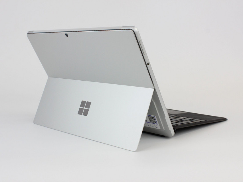 Refurbished Microsoft Surface Pro 8 (1983), i5-1145G7, 16 GB,LPDDR4X, 13,0" ins., 2880х1800 px, SSD, 256 GB Product code: 16024718 ESA-Tech Image 6 of 12" title="Microsoft Surface Pro 8 (1983) - 499 €, Product code: 16024718 - Image 6 of 12