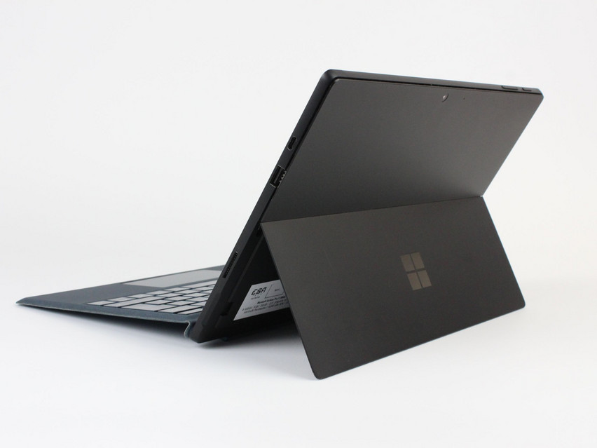 Refurbished Microsoft Surface Pro 7 (1866), i5-1035G4, 8 GB,LPDDR4X, 12,3" ins., 2736x1824 px, SSD, 256 GB Produktcode: 16024710 ESA-Tech Bild 5 von 12" title="Microsoft Surface Pro 7 (1866) - 349 €, Produktcode: 16024710 - Bild 5 von 12