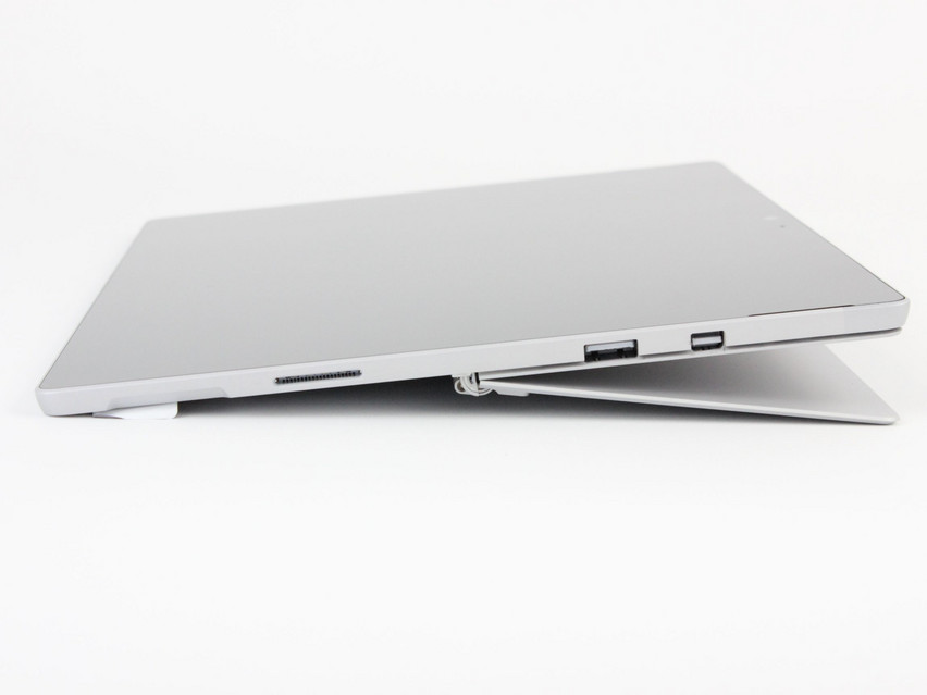 Refurbished Microsoft Surface Pro 5 (1807), i5-7300U, 8 GB,LPDDR3, 12,3" ins., 2736x1824 px, SSD, 256 GB Produktcode: 16024704 ESA-Tech Bild 8 von 12" title="Microsoft Surface Pro 5 (1807) - 239 €, Produktcode: 16024704 - Bild 8 von 12