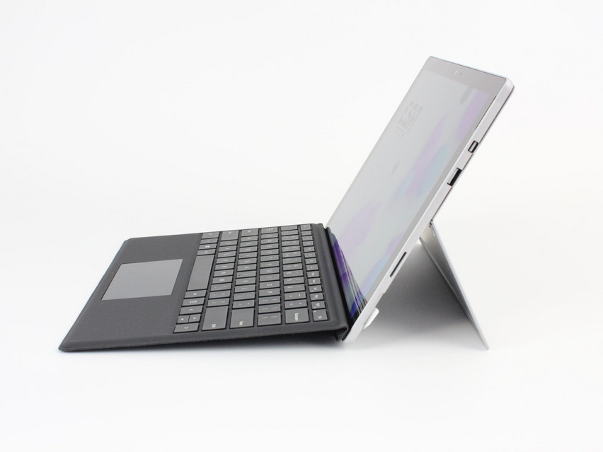 Refurbished Microsoft Surface Pro 5 (1807), i5-7300U, 8 GB,LPDDR3, 12,3" ins., 2736x1824 px, SSD, 256 GB Produktcode: 16024704 ESA-Tech Bild 4 von 12" title="Microsoft Surface Pro 5 (1807) - 239 €, Produktcode: 16024704 - Bild 4 von 12