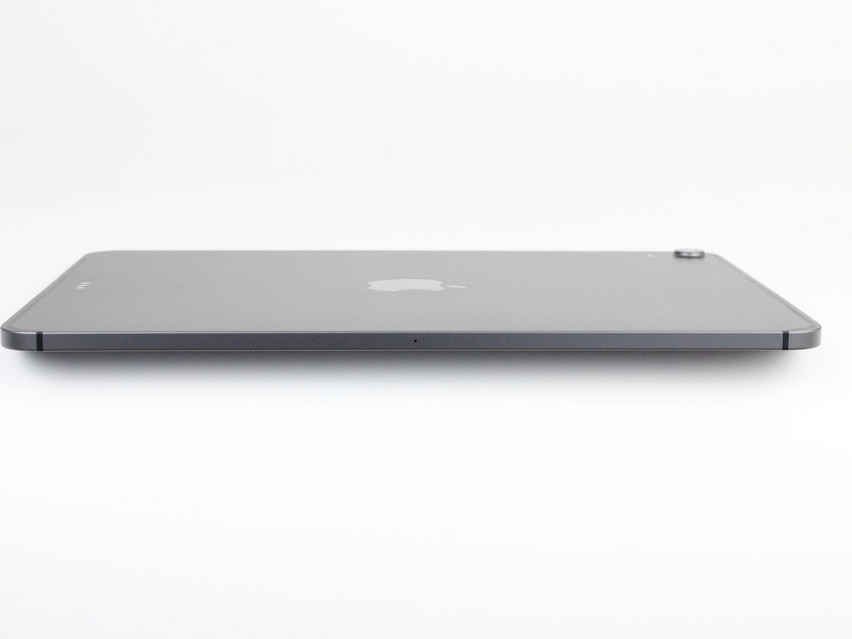 Refurbished Apple iPad Pro 11 1. Gen. (A1934) Wi-Fi + Cellular (2019) 4 GB,LPDDR4, 11,0" ins., 2388x1668 px, SSD, 64 GB Produktcode: 12024682 ESA-Tech Bild 5 von 5.2" title="Apple iPad Pro 11 1. Gen. (A1934) Wi-Fi + Cellular (2019) - 289 €, Produktcode: 12024682 - Bild 5 von 5.2