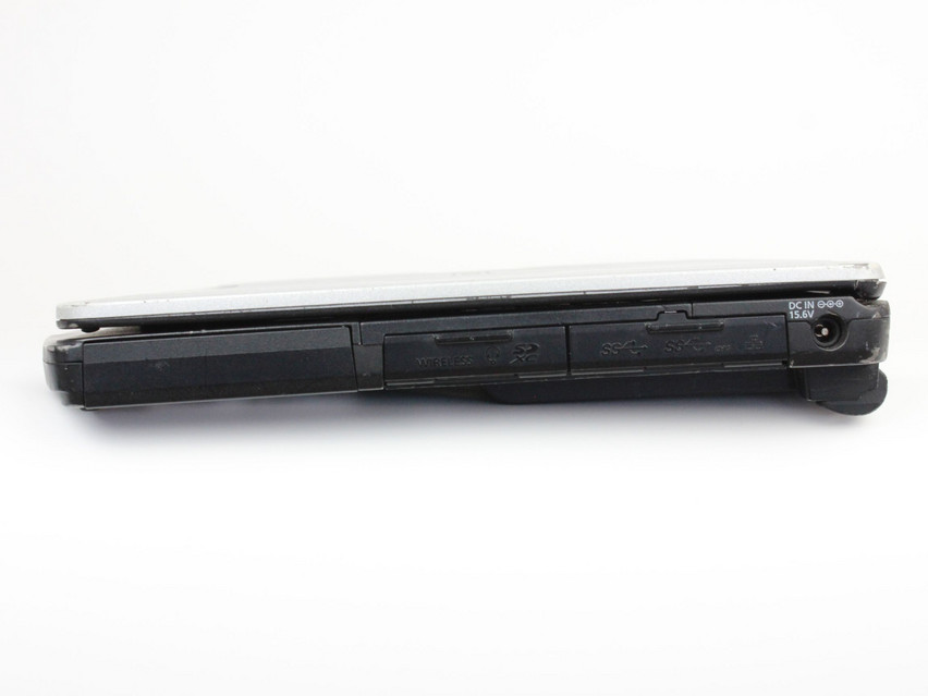 Refurbished Panasonic TOUGHBOOK CF-54 MK3, i5-7300U, 8 GB,DDR4, 14,0" ins., 1366x768 px, SSD, 256 GB Produktcode: 15014083 ESA-Tech Bild 10 von 12" title="Panasonic TOUGHBOOK CF-54 MK3 - 249 €, Produktcode: 15014083 - Bild 10 von 12