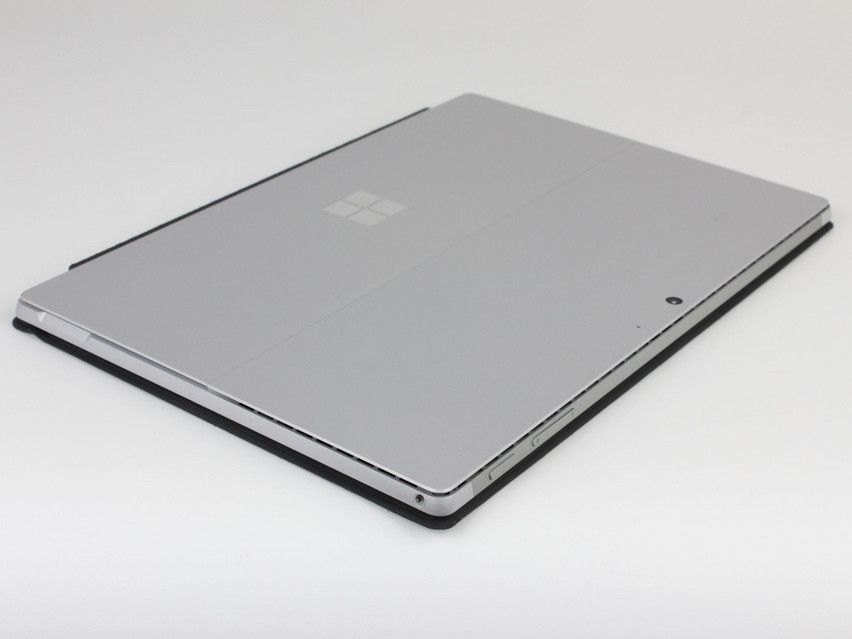 Refurbished Microsoft Surface Pro 7 (1866), i5-1035G4, 8 GB,LPDDR4, 12,3" ins., 2736x1824 px, SSD, 256 GB Produktcode: 16024712 ESA-Tech Bild 9 von 12" title="Microsoft Surface Pro 7 (1866) - 279 €, Produktcode: 16024712 - Bild 9 von 12