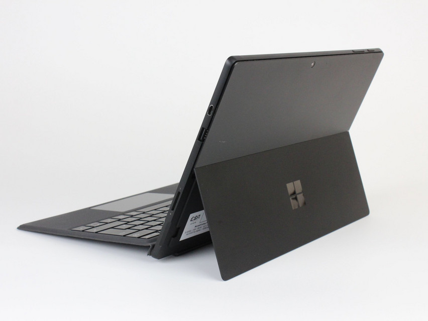 Refurbished Microsoft Surface Pro 7 (1866), i5-1035G4, 8 GB,LPDDR4, 12,3" ins., 2736x1824 px, SSD, 256 GB Produktcode: 16024709 ESA-Tech Bild 5 von 10" title="Microsoft Surface Pro 7 (1866) - 289 €, Produktcode: 16024709 - Bild 5 von 10