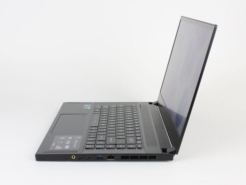Refurbished MSI Stealth GS66, I7-12700H, 32 GB,DDR5, 15,6" ins., 1920x1080 px, SSD, 512 GB Produktcode: 38014740 ESA-Tech Bild 5 von 11" title="MSI Stealth GS66 - 1149 €, Produktcode: 38014740 - Bild 5 von 11
