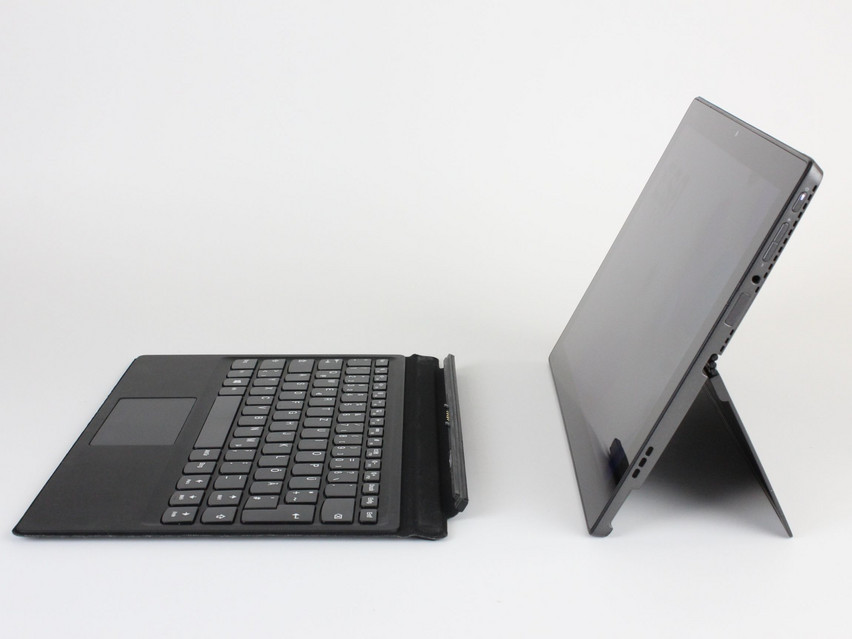 Refurbished Lenovo Miix 520-12IKB, i5-8250U, 8 GB,DDR4, 12,2" ins., 1920x1200 px, SSD, 256 GB Produktcode: 13024728 ESA-Tech Bild 3 von 12" title="Lenovo Miix 520-12IKB - 249 €, Produktcode: 13024728 - Bild 3 von 12