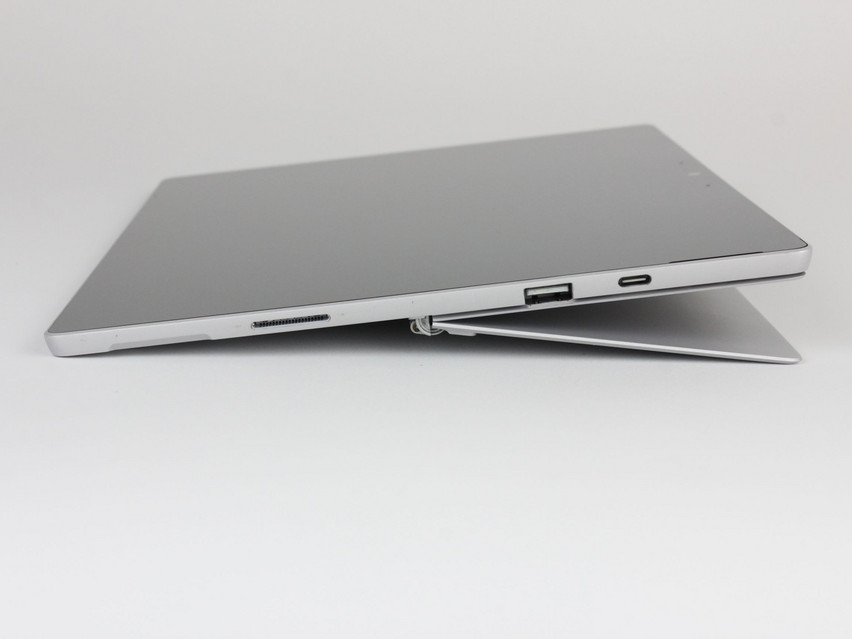 Refurbished Microsoft Surface Pro 7 (1866), i5-1035G4, 8 GB,LPDDR4, 12,3" ins., 2736x1824 px, SSD, 256 GB Product code: 16024713 ESA-Tech Image 12 of 16" title="Microsoft Surface Pro 7 (1866) - 199 €, Product code: 16024713 - Image 12 of 16