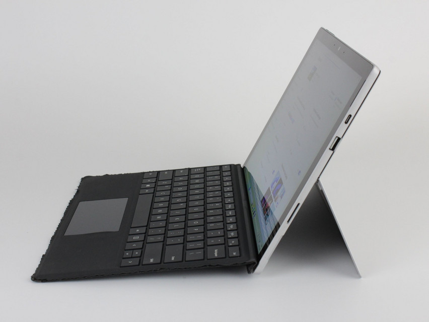 Refurbished Microsoft Surface Pro 7 (1866), i5-1035G4, 8 GB,LPDDR4, 12,3" ins., 2736x1824 px, SSD, 256 GB Product code: 16024713 ESA-Tech Image 8 of 16" title="Microsoft Surface Pro 7 (1866) - 199 €, Product code: 16024713 - Image 8 of 16