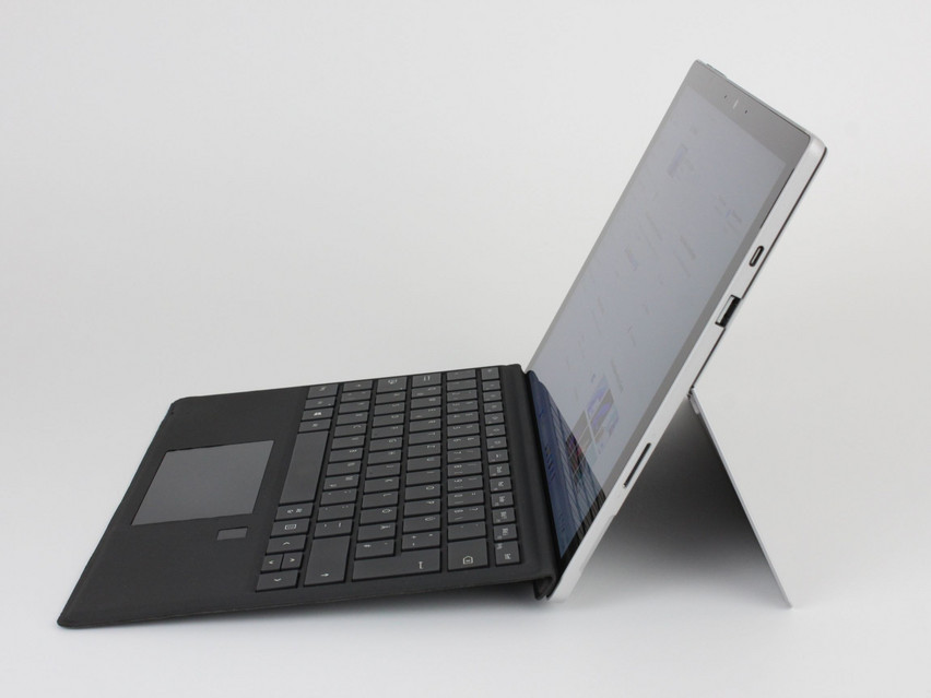 Refurbished Microsoft Surface Pro 7 (1866), i5-1035G4, 8 GB,LPDDR4, 12,3" ins., 2736x1824 px, SSD, 256 GB Produktcode: 16024714 ESA-Tech Bild 4 von 13" title="Microsoft Surface Pro 7 (1866) - 299 €, Produktcode: 16024714 - Bild 4 von 13