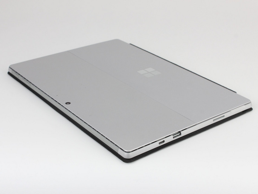 Refurbished Microsoft Surface Pro 7 (1866), i5-1035G4, 8 GB,LPDDR4, 12,3" ins., 2736x1824 px, SSD, 256 GB Produktcode: 16024714 ESA-Tech Bild 10 von 13" title="Microsoft Surface Pro 7 (1866) - 299 €, Produktcode: 16024714 - Bild 10 von 13