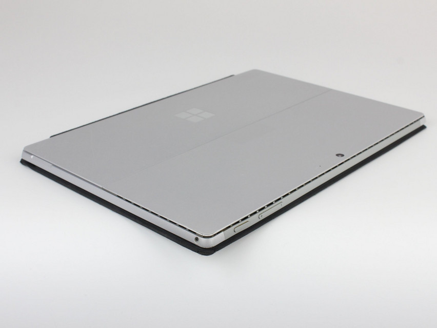 Refurbished Microsoft Surface Pro 7 (1866), i5-1035G4, 8 GB,LPDDR4, 12,3" ins., 2736x1824 px, SSD, 256 GB Produktcode: 16024292 ESA-Tech Bild 10 von 13" title="Microsoft Surface Pro 7 (1866) - 199 €, Produktcode: 16024292 - Bild 10 von 13
