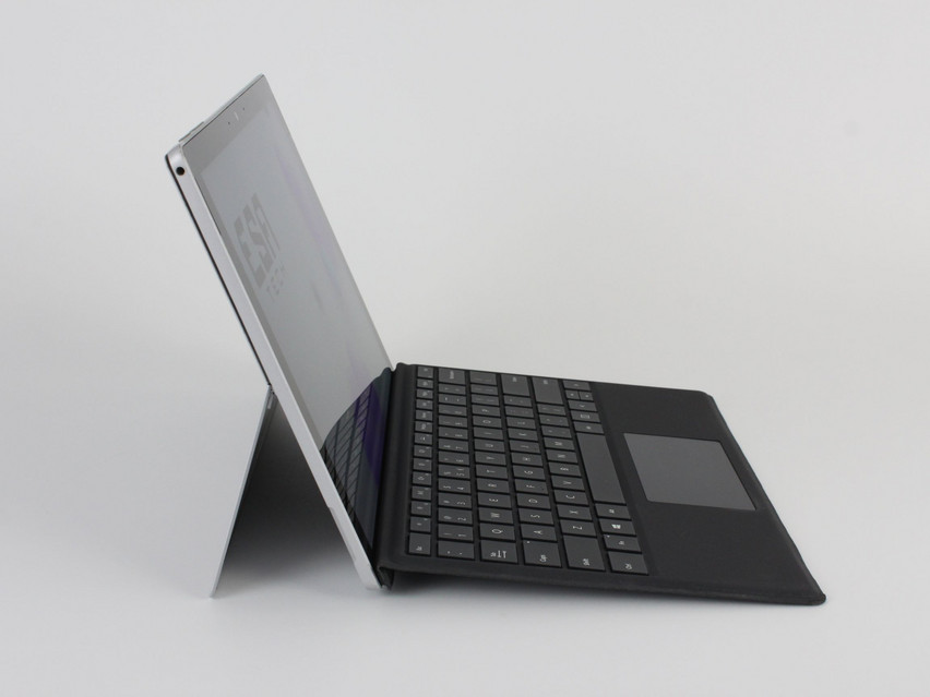 Refurbished Microsoft Surface Pro 7 (1866), i5-1035G4, 8 GB,LPDDR4, 12,3" ins., 2736x1824 px, SSD, 256 GB Produktcode: 16024292 ESA-Tech Bild 4 von 13" title="Microsoft Surface Pro 7 (1866) - 199 €, Produktcode: 16024292 - Bild 4 von 13